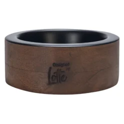 Designed by Lotte Ciotola in legno Milani