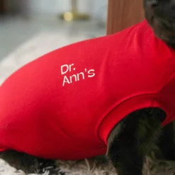 Dr. Ann's Protective Shirt Gatto